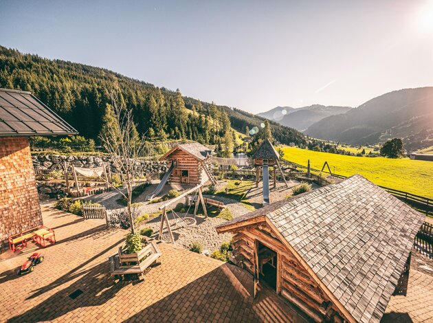 Outdooralm Spielplatz | Wellnesshotel Hochkönig