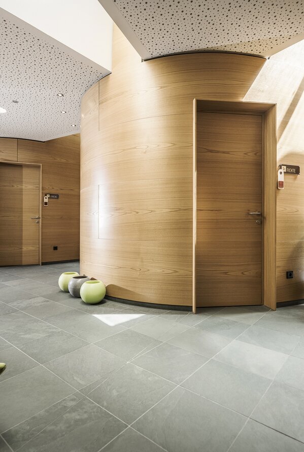 Wooden spa area | 5 star hotel Tyrol, Wellnesshotel Waldklause