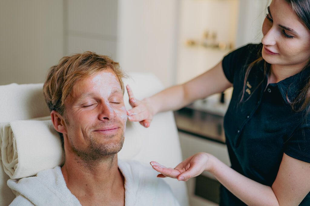 Behandlungen für IHN | Best Alpine Wellness Hotels 