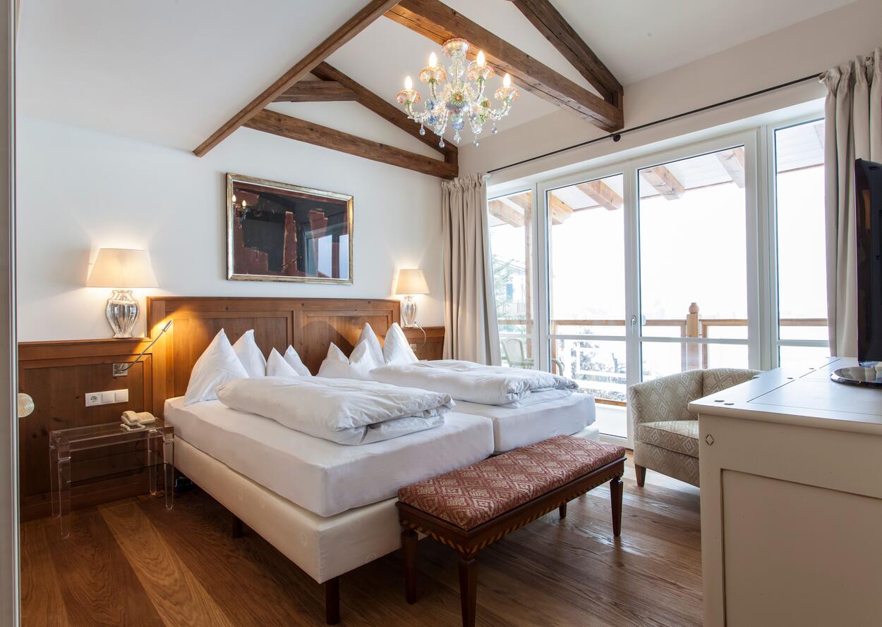 Panorama Luxus Suite mit Whirlwanne – Theresa